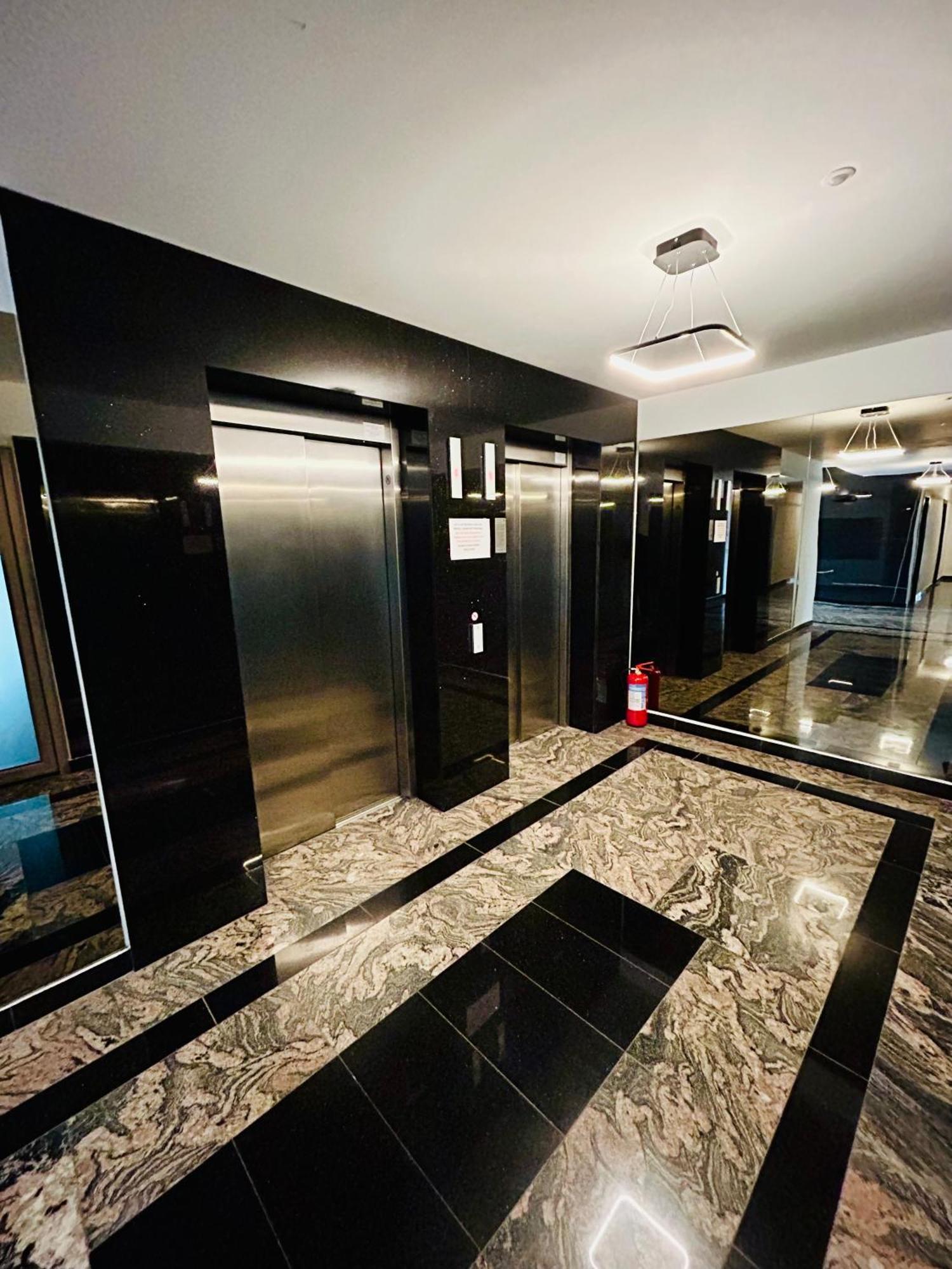 Dis Mamaia Nord Constanta Exterior photo